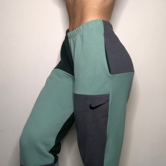 Nike Pants - NIKE Color Block Sweatpants